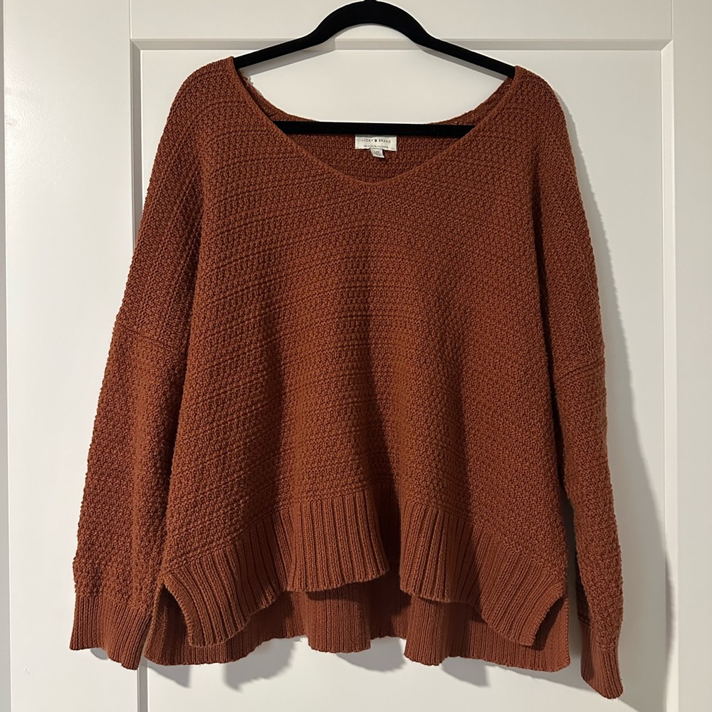 Lucky Brand V-Neck Sweater in Warm Rust